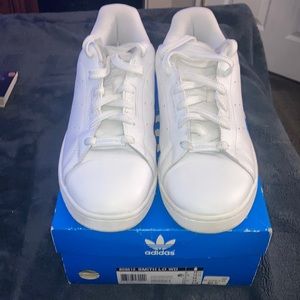 Pre owned adidas white smith low tops size 13